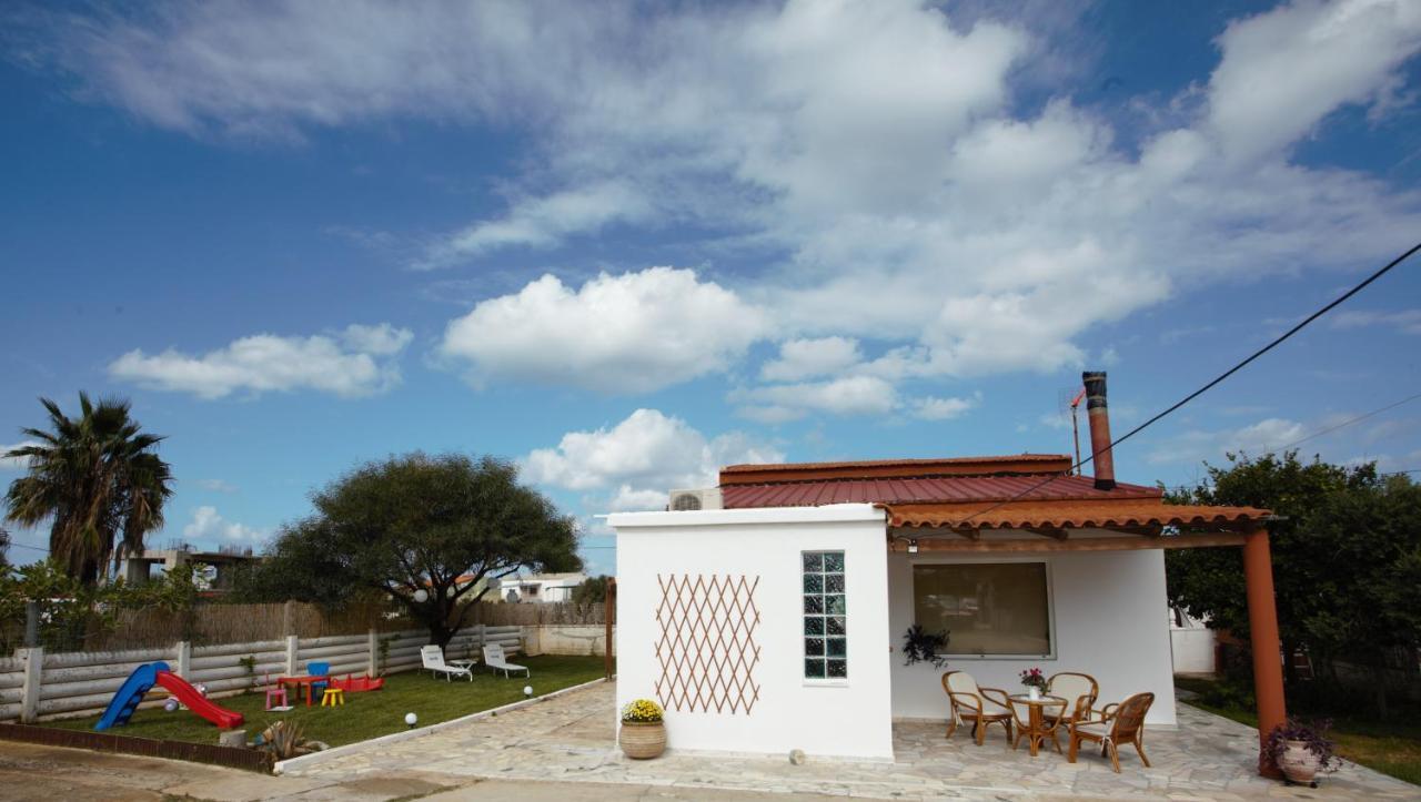 Vila Evas House 7 Mins Walk To Beach Stavrós Exteriér fotografie